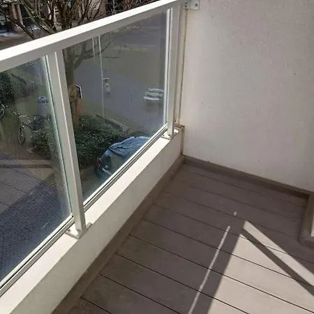 Jo Vlak Bij Zee *