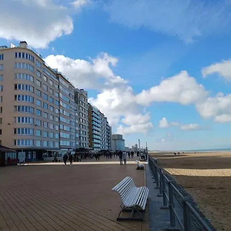 Apartment Jo Vlak Bij Zee Ostend